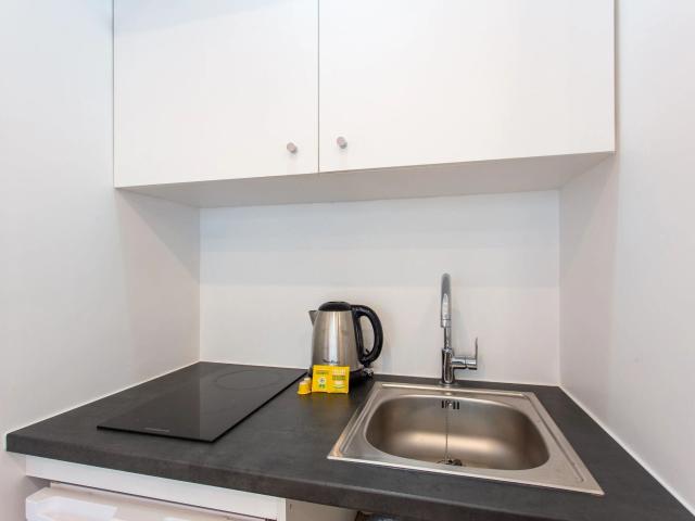 Studio in the heart of the 16th arrondissement, ideally located between the Trocadero and the Arc de Triomphe