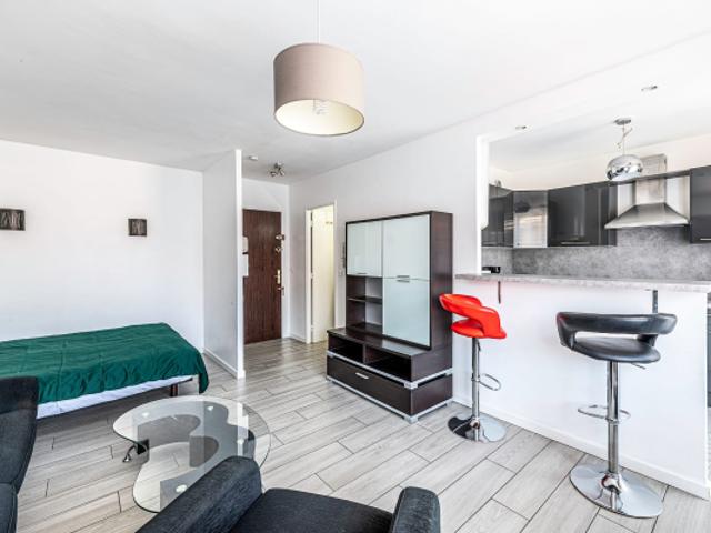 Studio idéal investissement, au centre de Carnoles