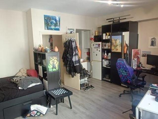 Studio Ixelles, lumineux et bien situé