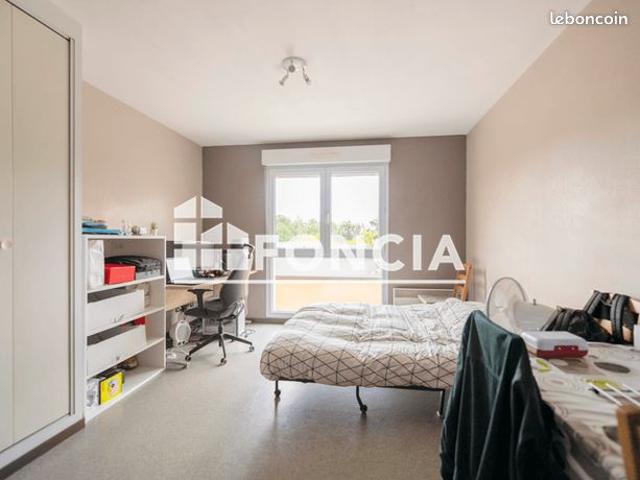 Studio orleans sud proche universite + tramway