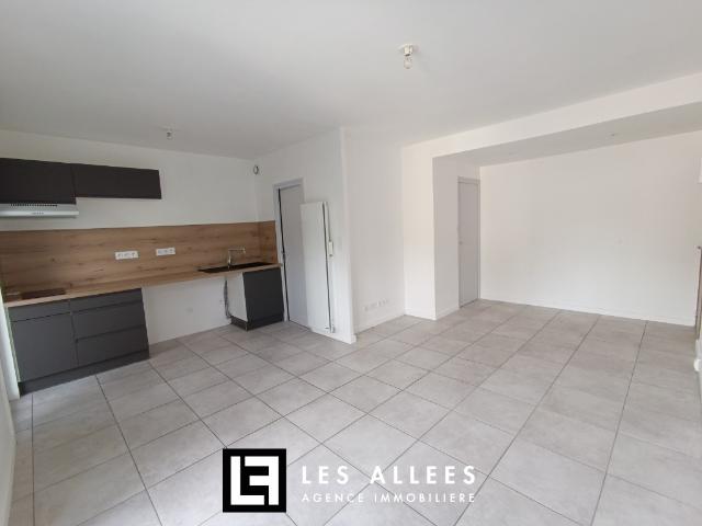 STUDIO Location MONTELIMAR 26200