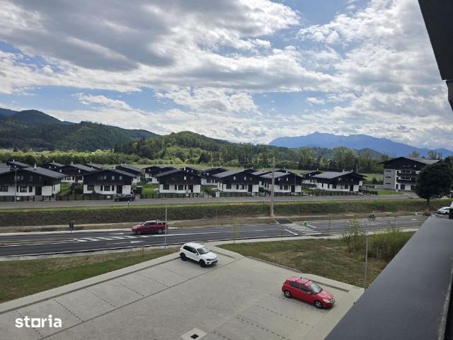Studio la prima închiriere cu priveliște