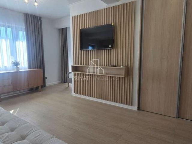 Studio LUX/Bloc Nou/Parcare De Inchiriat, Str Secerei, Tudor