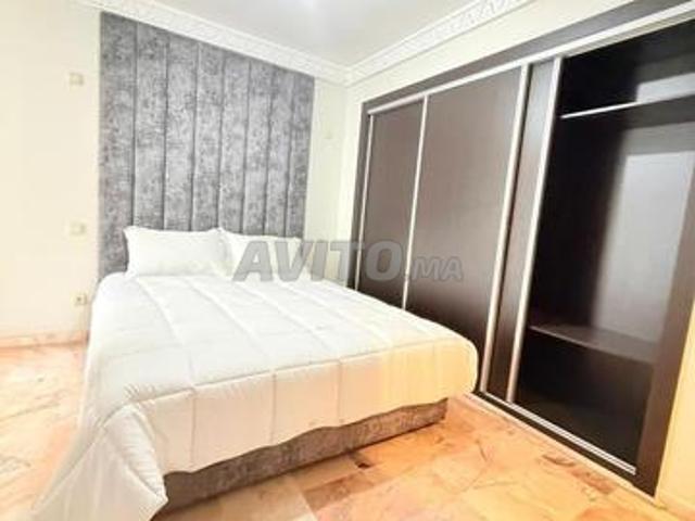 Studio luxueux à vendre 50 m² à côté de Twin