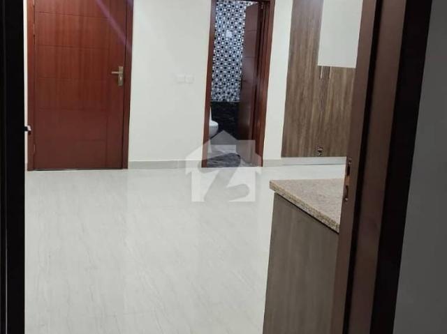 Studio luxury non furnished apartment available for rent in gulberg green Islamabad