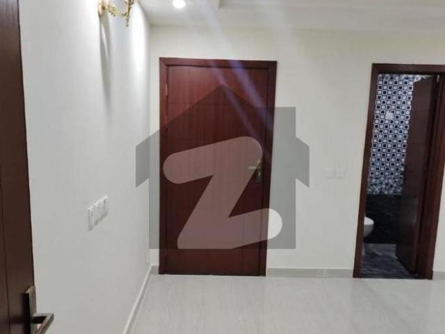 Studio luxury unfurnished apartment available for rent at gulberg green islamabad gulberg greens