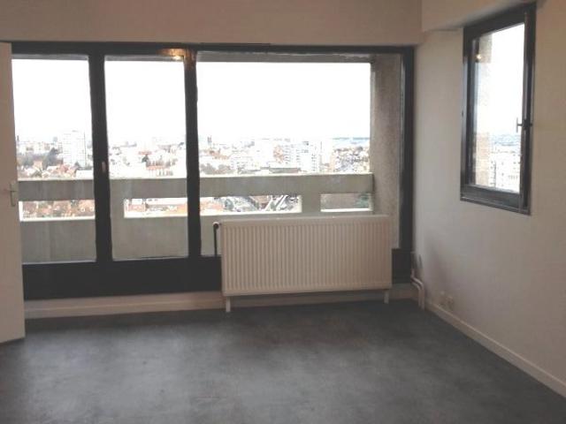 STUDIO LUMINEUX 2 ALLEE DES FEUILLANTINES VILLEJUIF
