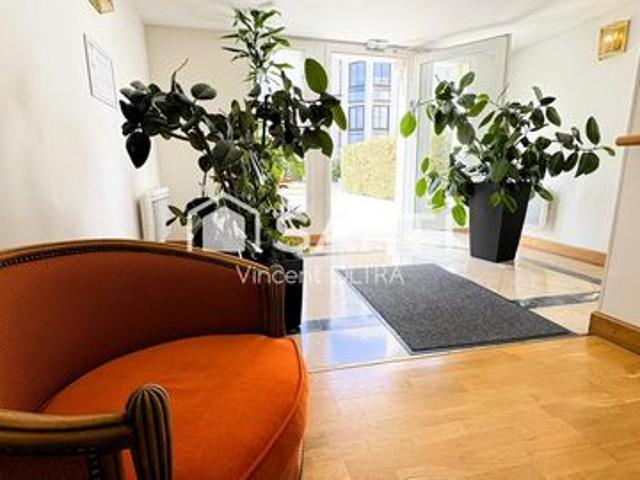 Studio lumineux avec terrasse Villa Médicis Victor Hugo
