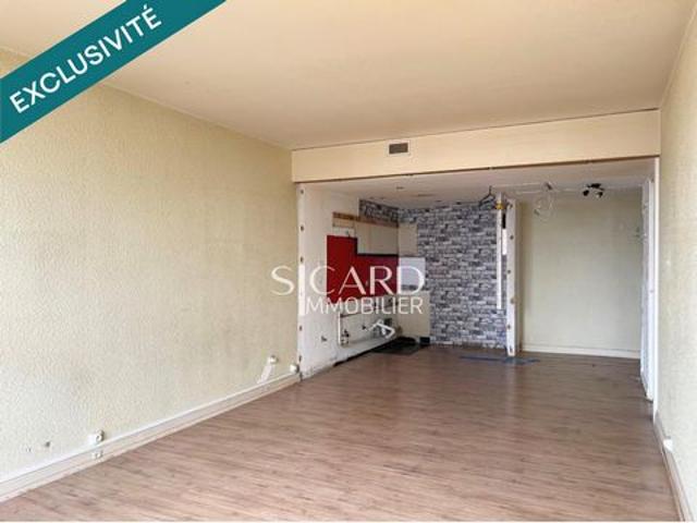 Studio lumineux avec vue imprenable sur Paris