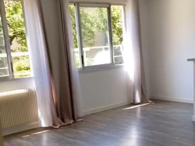 Studio lumineux de 32 m2 dans résidence calme