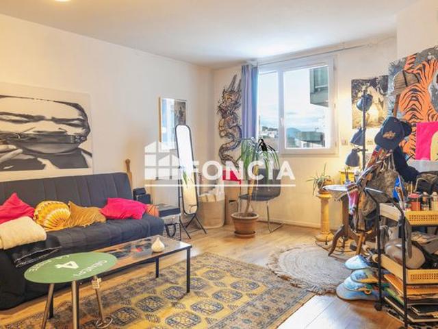 Studio lumineux de 42 m² – Résidence sécurisée Les Estudines – Investissement locatif