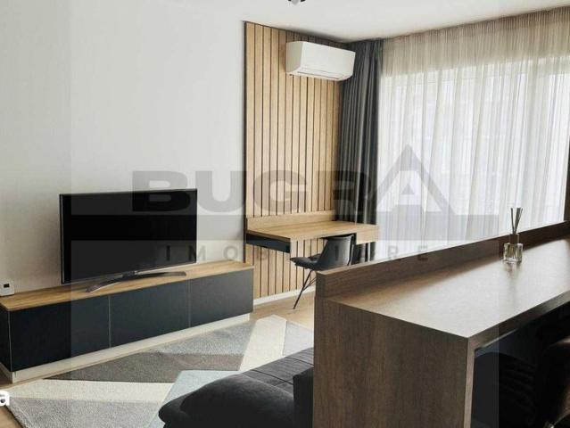Studio modern 44mp zona The Office