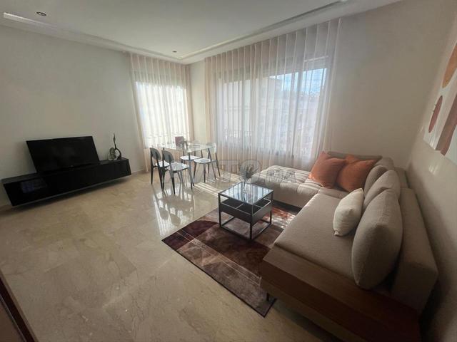 Studio moderne de 50 m² à louer