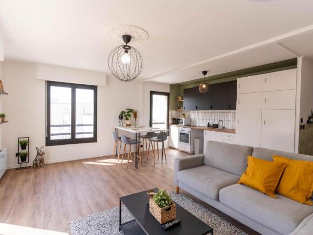 STUDIO MODERNE ET LUMINEUX/SANS VIS A VIS/AU BORD DU RHIN PRES DE LA PASSERELLE DES TROIS PAYS 1 pièce, 27 m²
