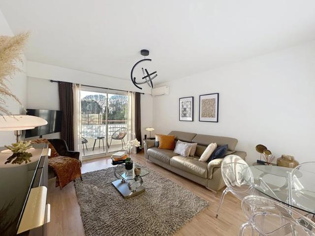 STUDIO CANNES MONTFLEURY AVEC PARKING & CAVE