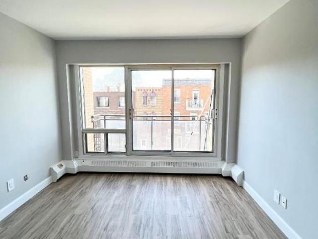 Studio Montréal $1,000 /mo