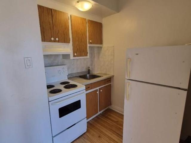Studio Montréal $1,075 /mo