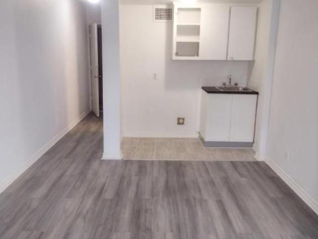 Studio Montréal $1,079 /mo
