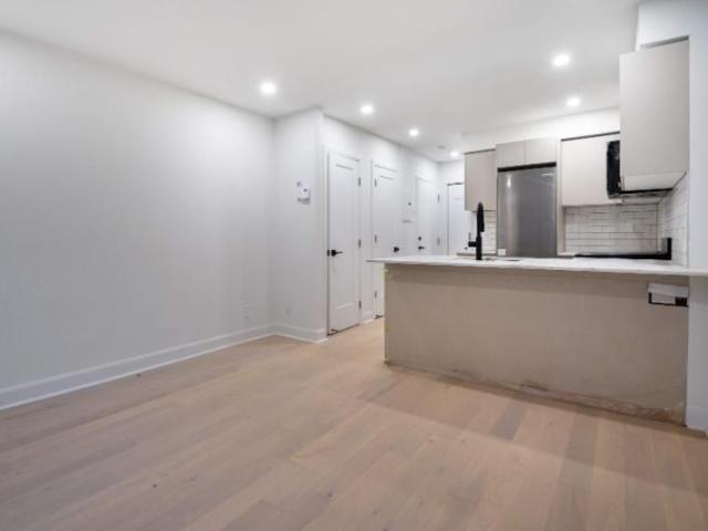 Studio Montréal $1,345 /mo