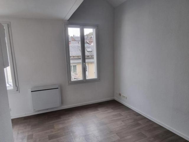 STUDIO MONTVILLE CENTRE VILLE