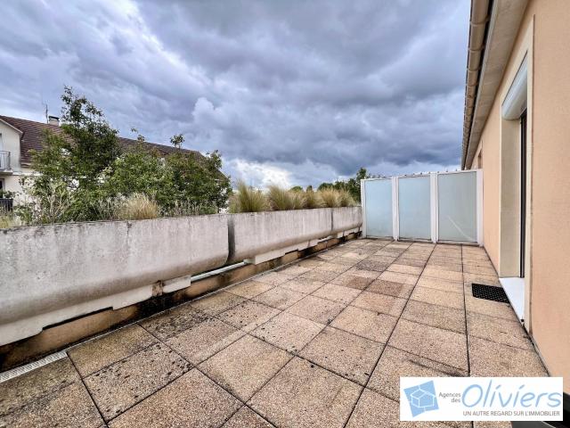 STUDIO MAGNY LES HAMEAUX 1 pièce s 29.77 m2
