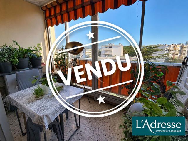 STUDIO Mandelieu de 23m2 avec Terrasse et parking !