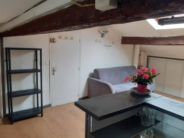 Studio Marseille 13005