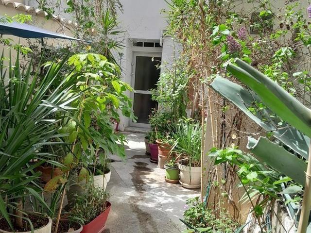 Studio Marseille 13008