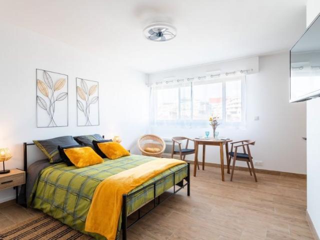 Studio Marseille 13008