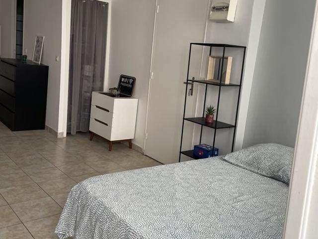 Studio Marseille 13002