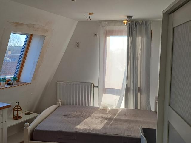Studio met eigen badkamer en eigen keuken