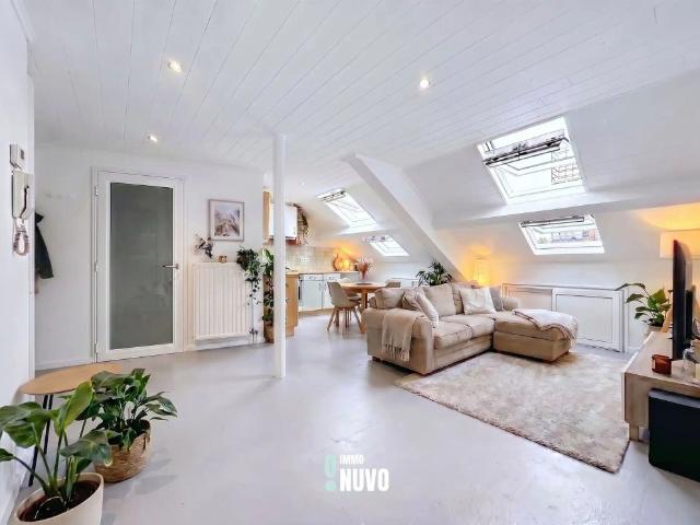 Studio met slaapkamer naast OLV GEEN gem. kosten