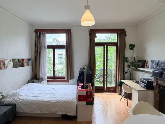 Studio met slaaphoek te huur in Antwerpen voor € 630 met 1 slaapkamer