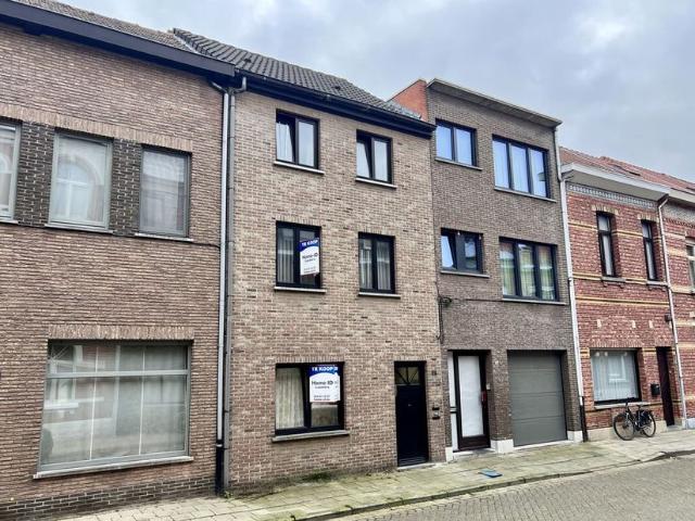 Studio met slaaphoek te koop voor 259500 euro met 6 slaapkamers