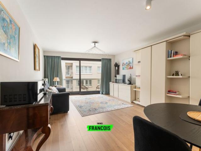 Studio met zijdelings zeezicht pal in centrum Oostende