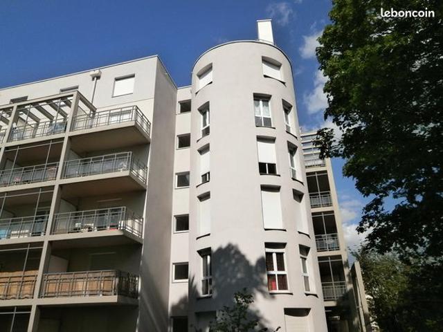Studio Metz BELLECROIX