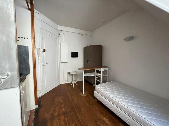 Studio Meublé Métro Pasteur