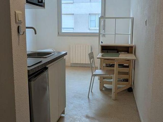 Studio meublé Monplaisir