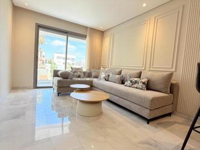 Studio meublé neuf à louer 48 m² à Casablanca