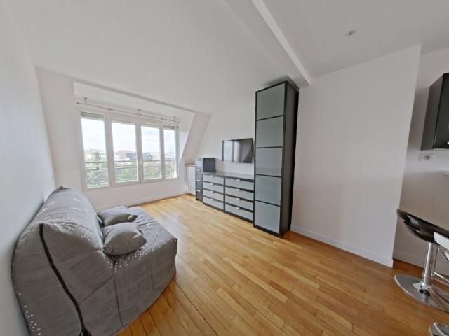 STUDIO MEUBLE NEUILLY PORTE MAILLOT