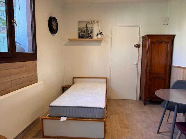 Studio meublé au pied de la cathédrale