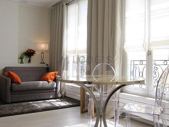 Studio meublé avec concierge Invalides Paris 7°