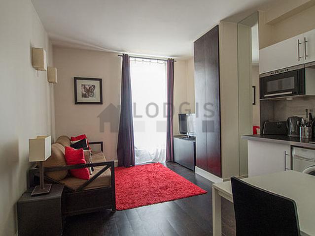 Studio meublé avec concierge Paris 8°