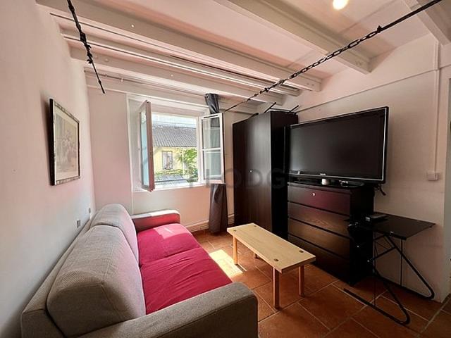 Studio meublé avec concierge République Paris 11°