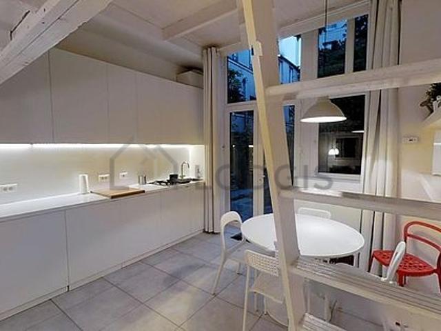 Studio meublé avec cave Nation Paris 11°