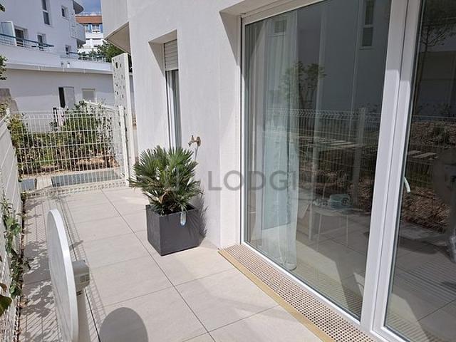 Studio meublé avec accès handicapé, terrasse et ascenseur Bezons 95870