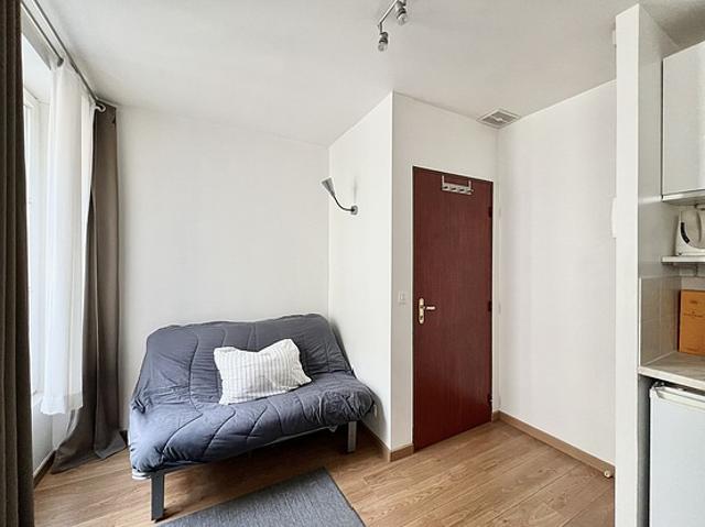Studio meublé avec ascenseur Montmartre Paris 18°