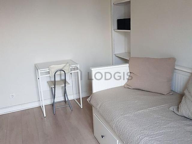 Studio meublé avec ascenseur Montmartre Paris 18°