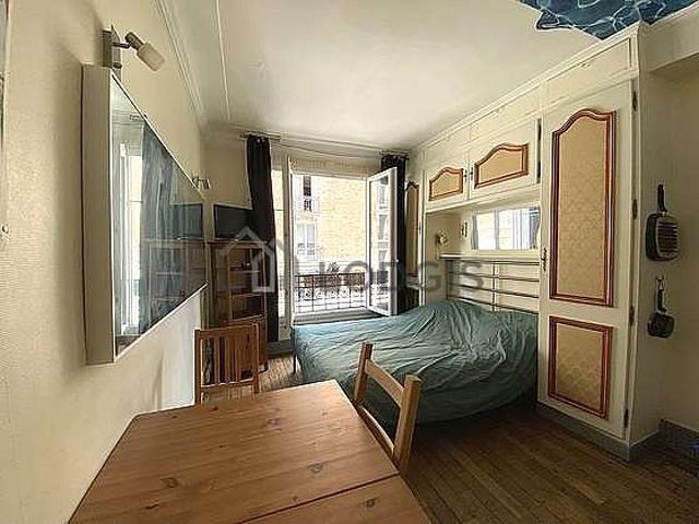 Studio meublé avec ascenseur Montmartre Paris 18°