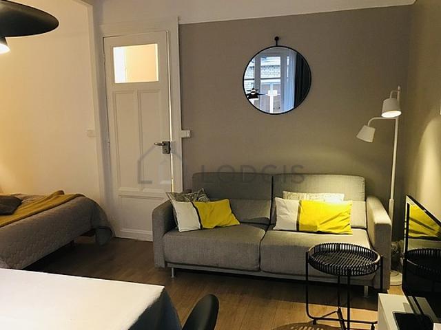 Studio meublé avec ascenseur Batignolles Paris 17°